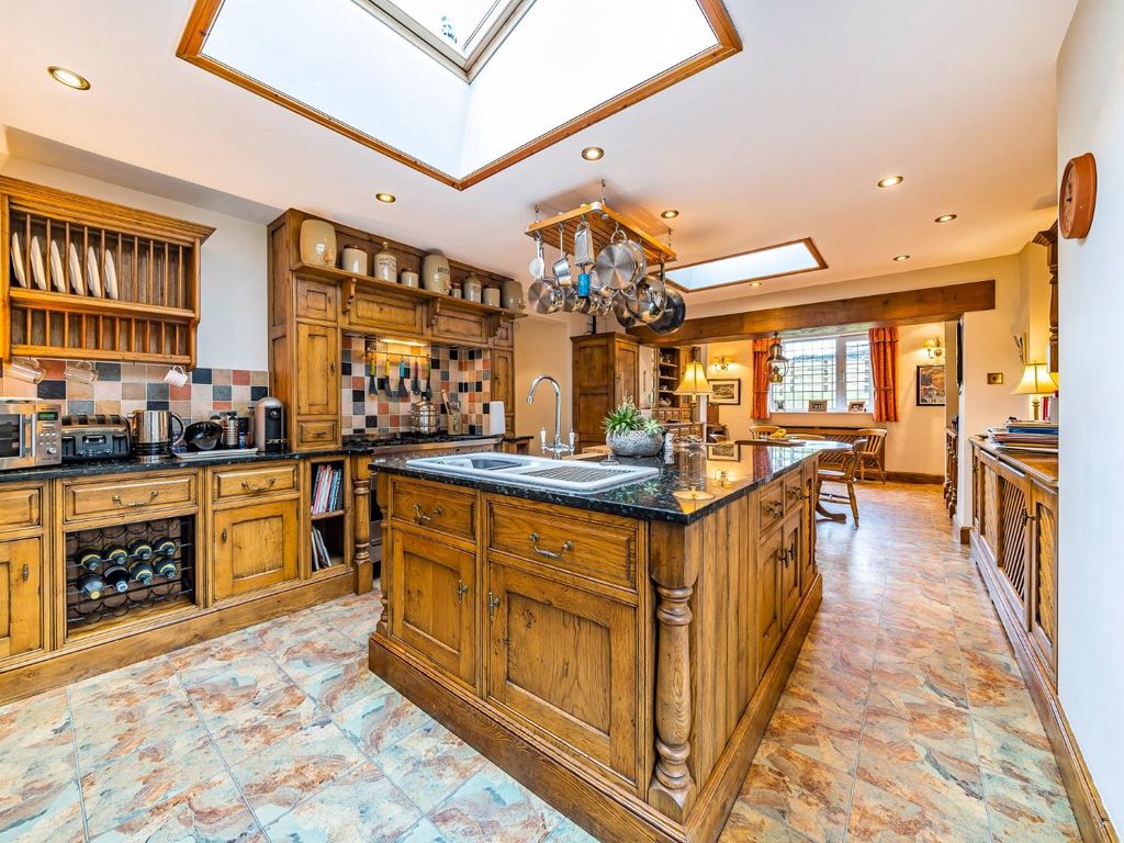 4 bed link detached house for sale in Morton Lane, East Morton, Keighley BD20, £615,000