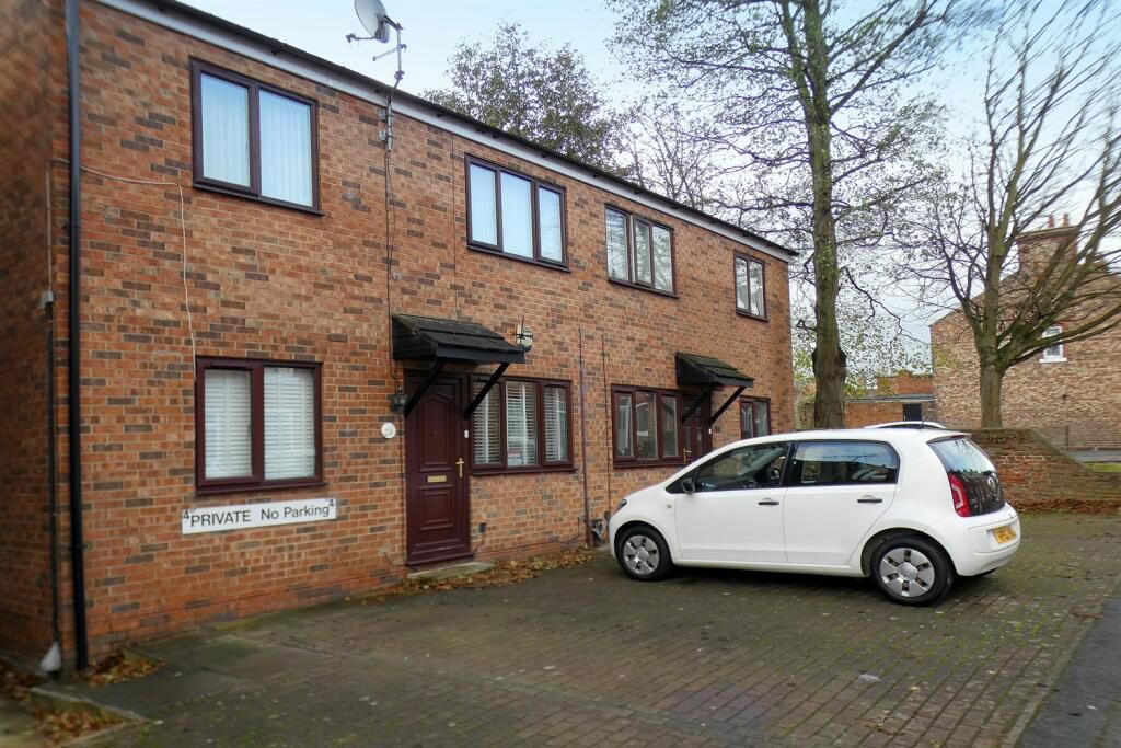 1 bed flat for sale in Dragon Court, Mill Street, Norton, Stockton-On-Tees TS20, £70,000