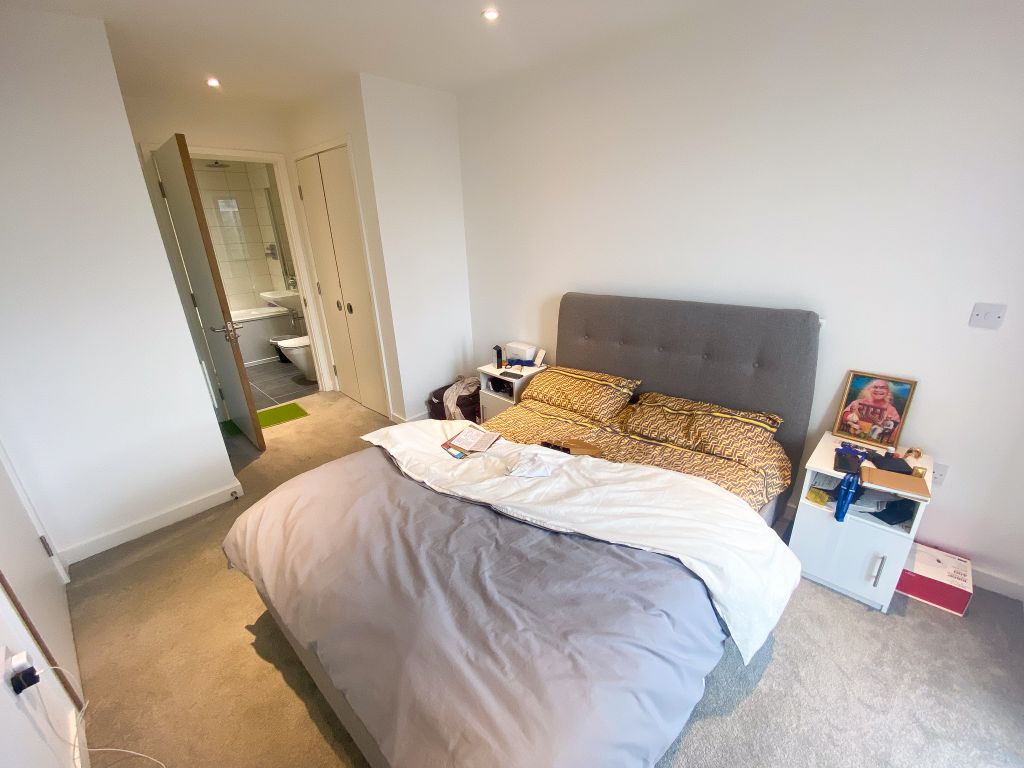 1 bed flat for sale in Hulme Street, Salford M5, £189,950