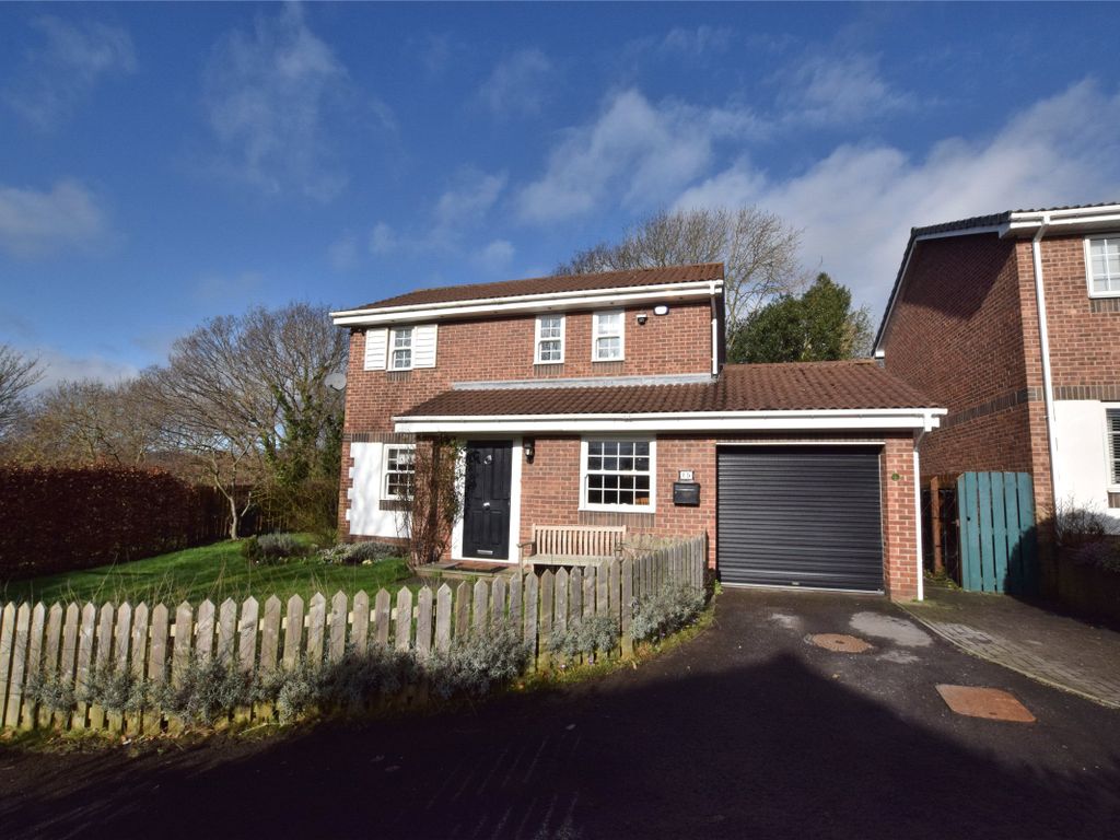 3 bed detached house to rent in The Hollys, Birtley DH3, £1,500 pcm