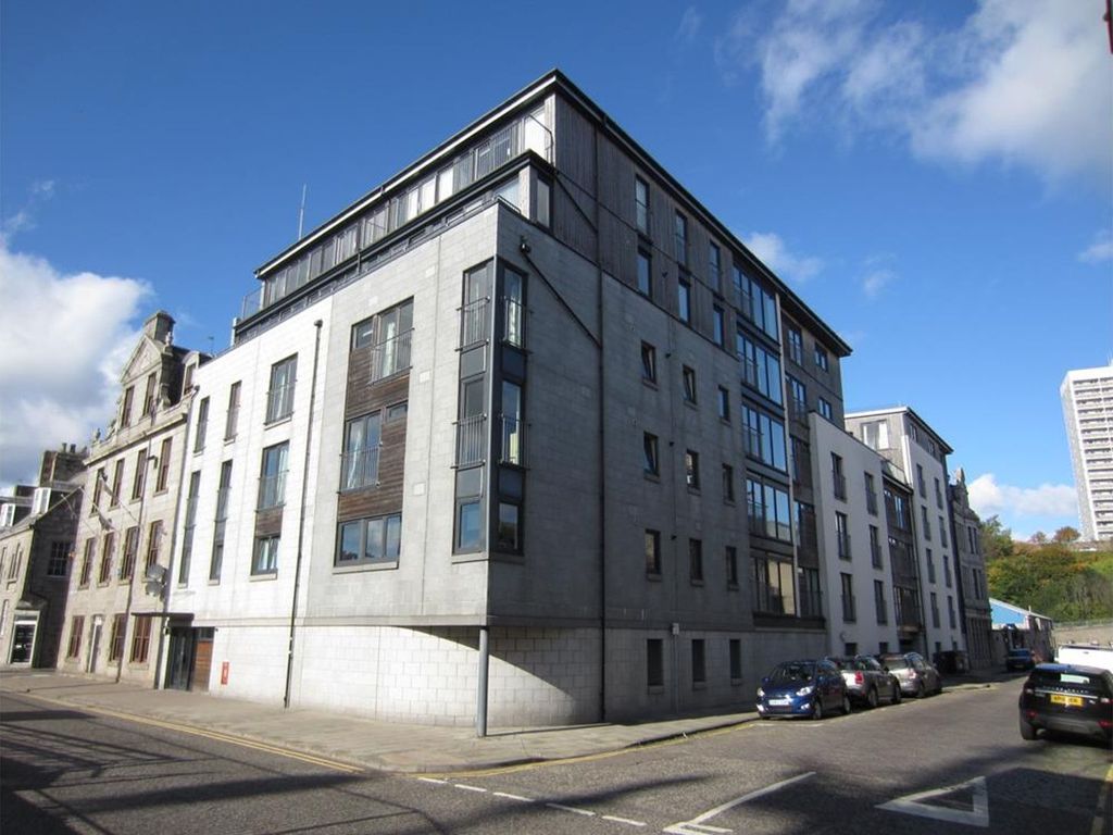 2 bed flat for sale in Mearns Street, Aberdeen AB11, £125,000