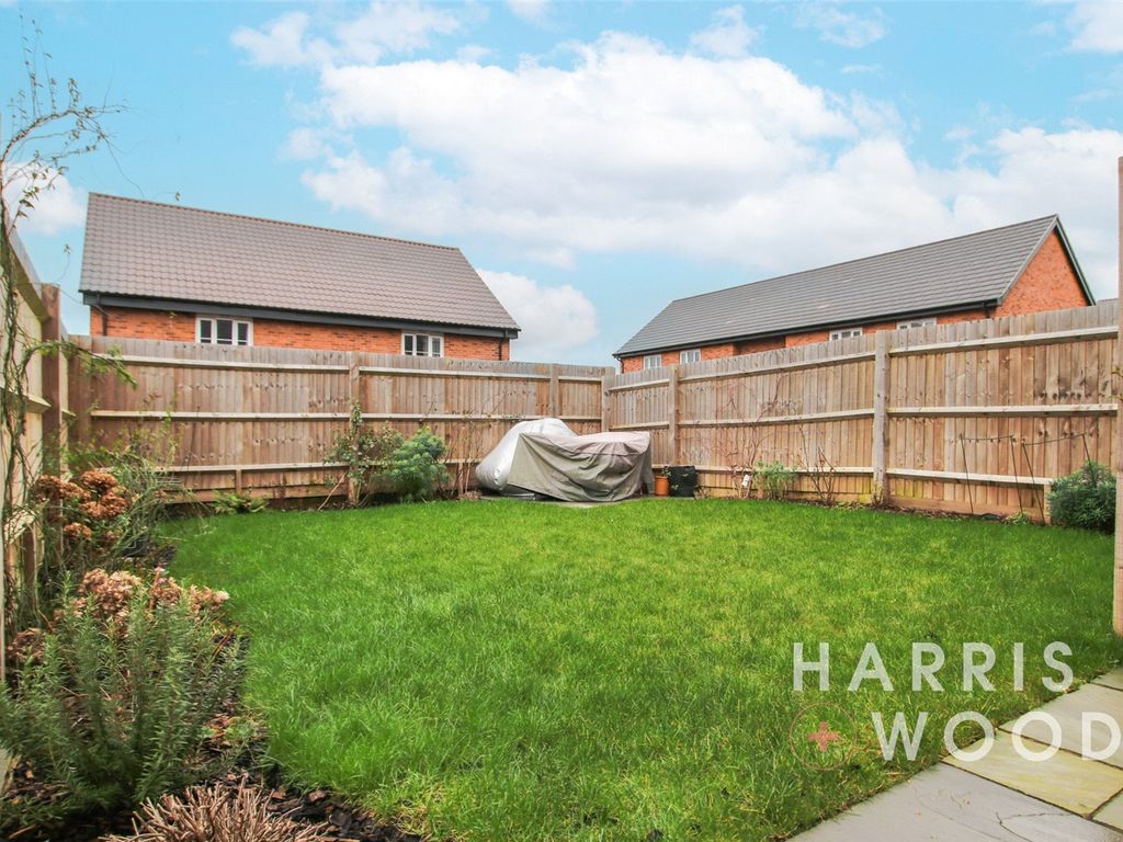 4 bed link detached house for sale in Bramley Close, Chilton, Sudbury, Suffolk CO10, £350,000