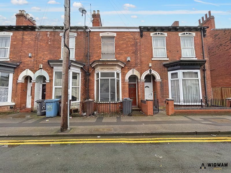 3 bed property for sale in Grafton Street, Hull HU5, £50,000