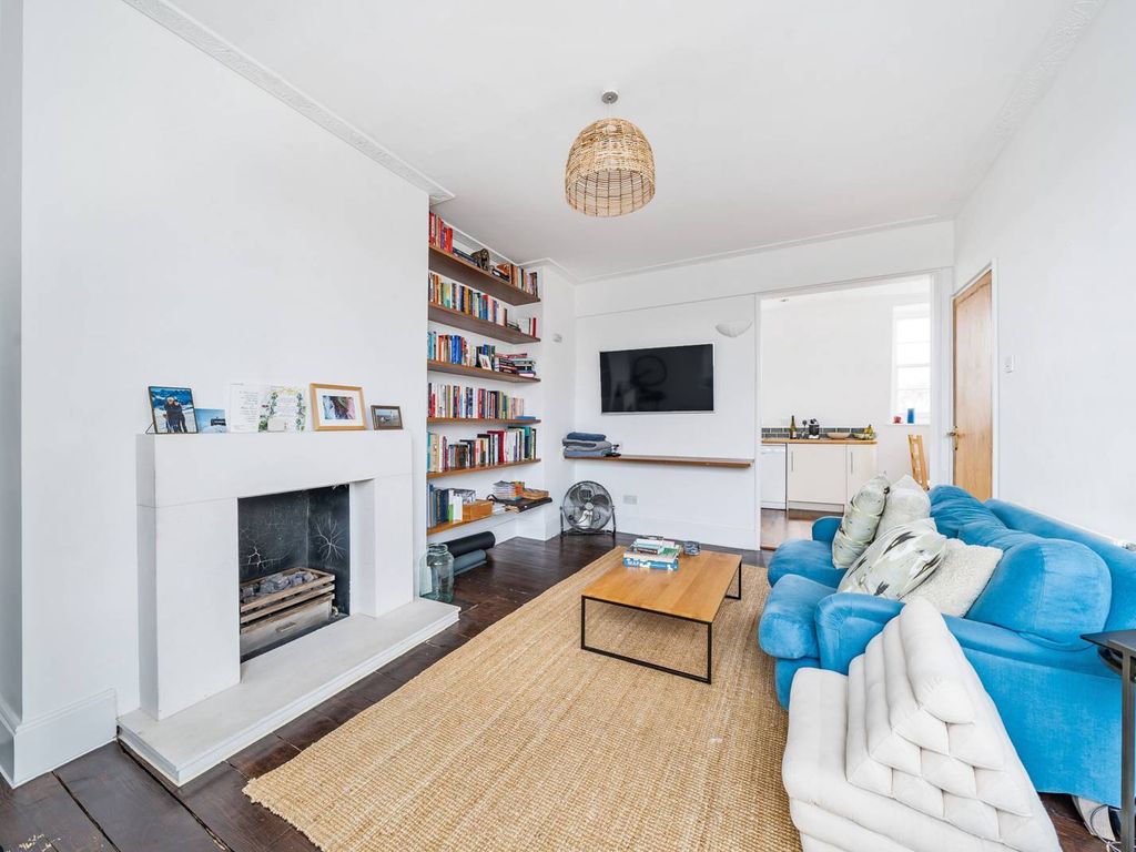 2 bed flat to rent in Bridgeman Road N1, Barnsbury, London,, £3,250 pcm