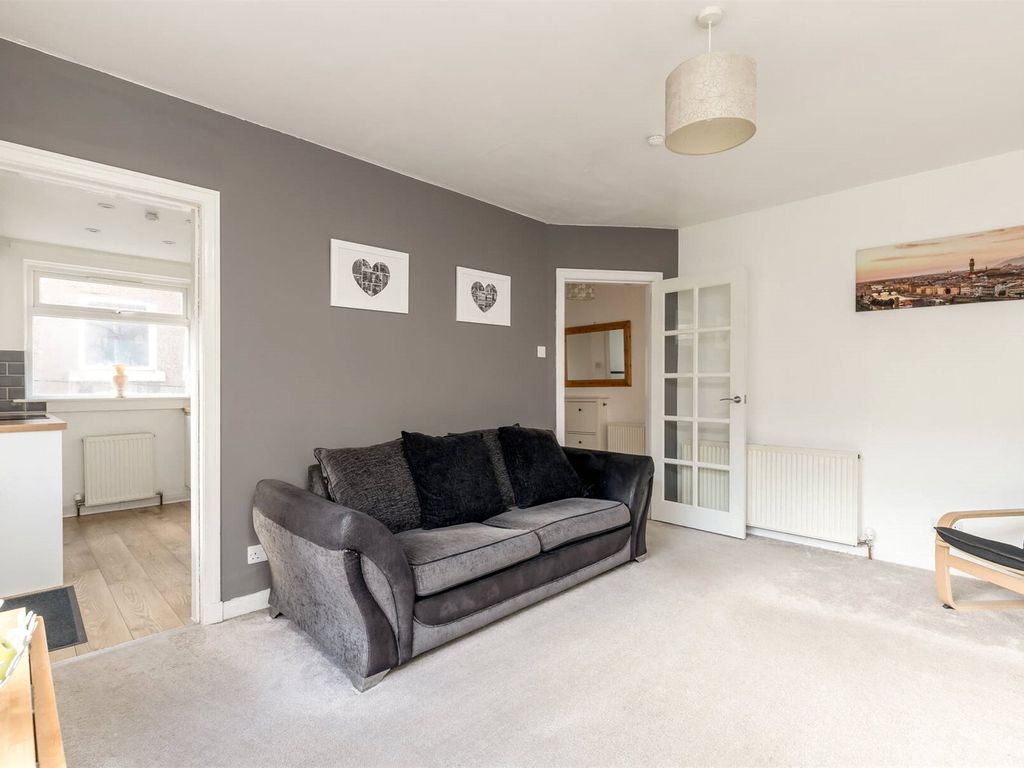 2 bed flat for sale in Balcarres Street, Morningside, Edinburgh EH10, £290,000