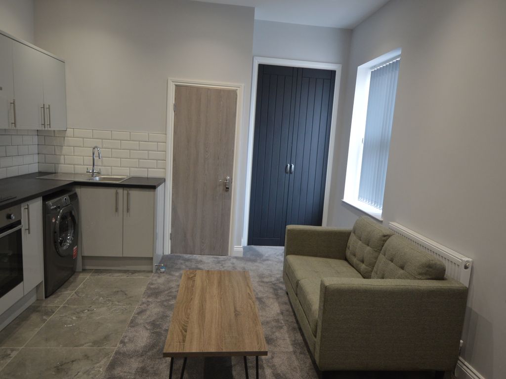 1 bed flat to rent in Woodlands Road, Middlesbrough TS1, £800 pcm