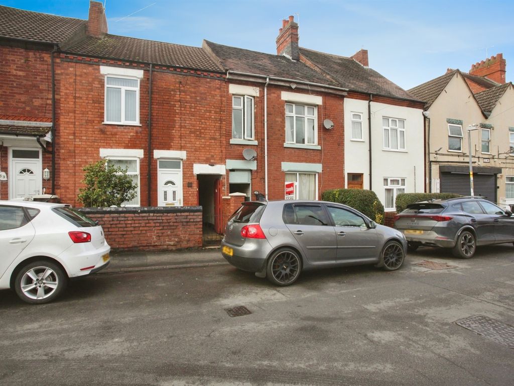 2 bed flat for sale in Princes Street, Nuneaton CV11, £75,000