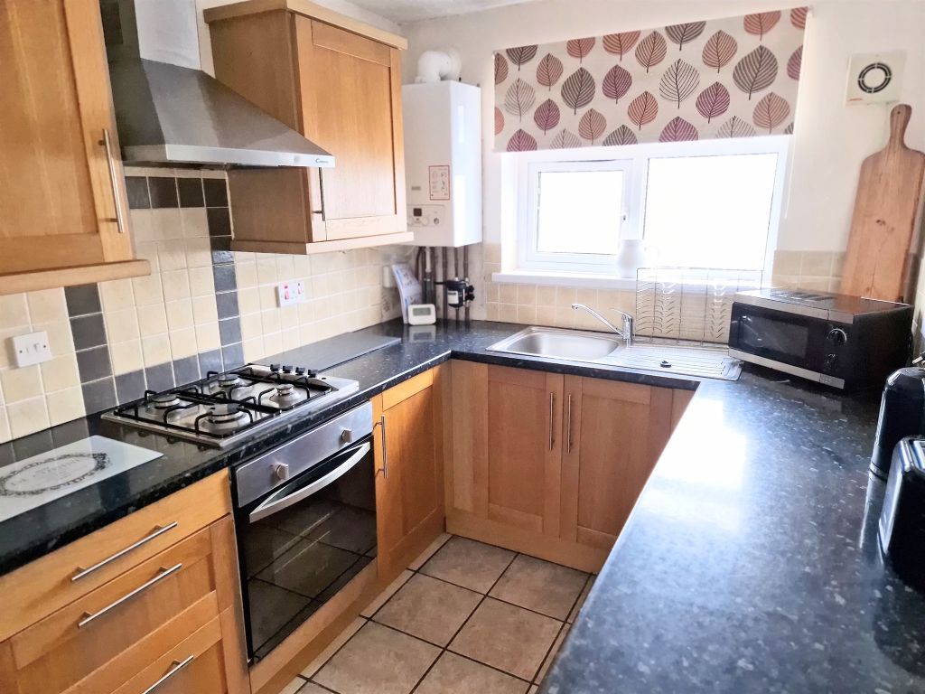 2 bed flat for sale in Philadelphia Road, Porthcawl CF36, £150,000