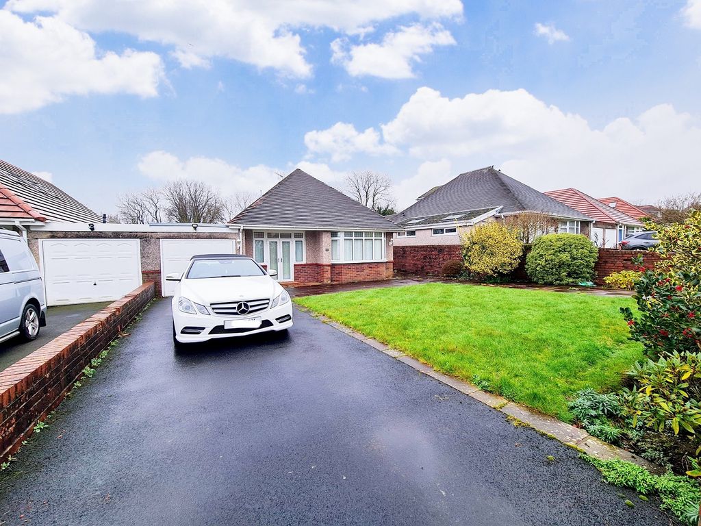 3 bed detached bungalow for sale in Saunders Way, Sketty, Swansea, City And County Of Swansea. SA2, £399,950