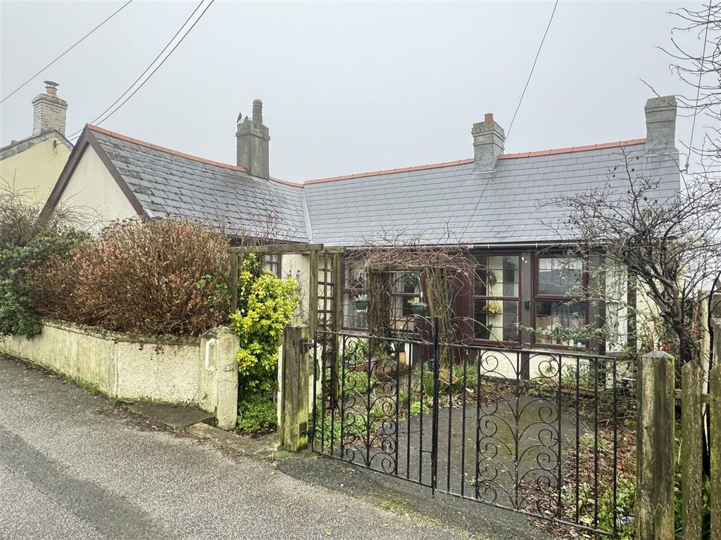 3 bed detached bungalow for sale in Chapel Road, Indian Queens, St. Columb TR9, £180,000