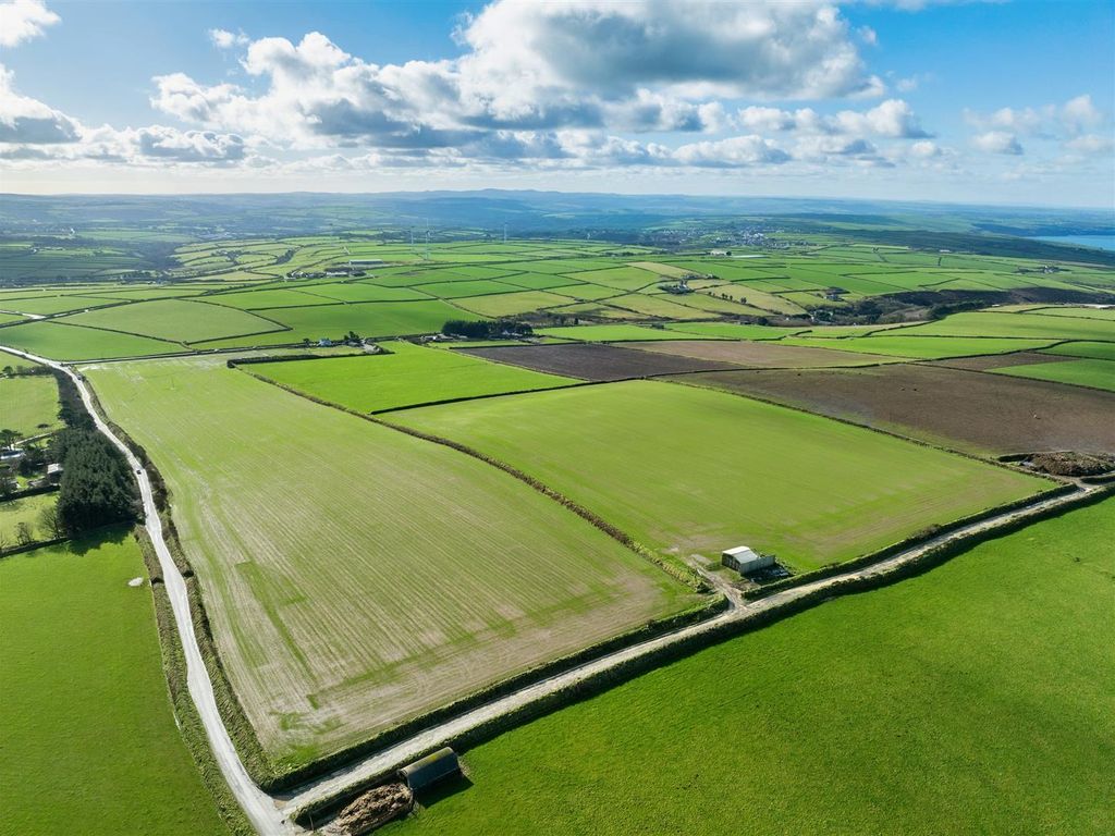 Land for sale in Tintagel PL34, £400,000