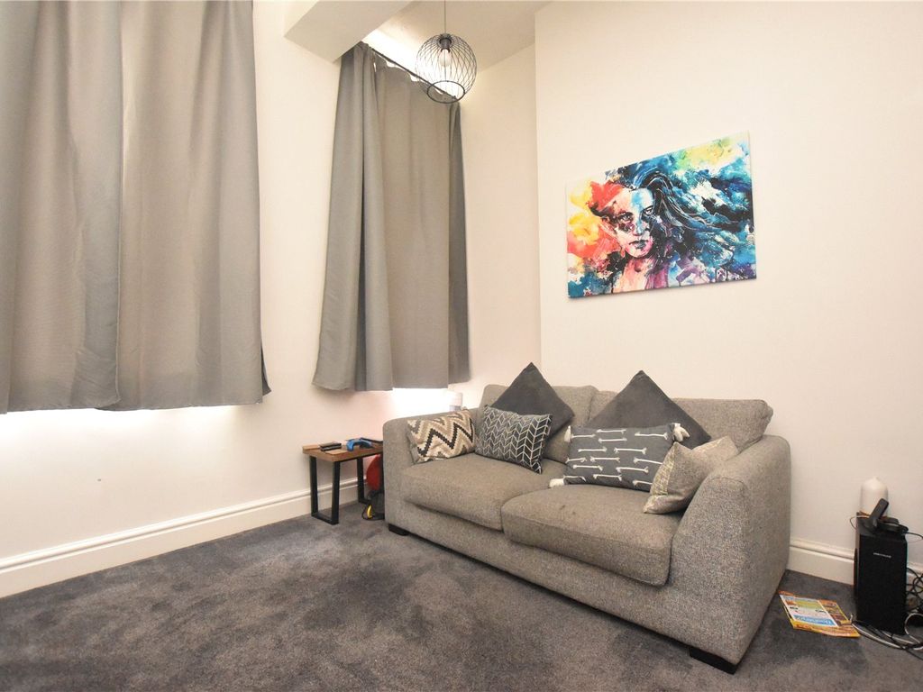 1 bed flat for sale in Flat 15, Victoria Court, Victoria Mews, Morley, Leeds, West Yorkshire LS27, £70,000
