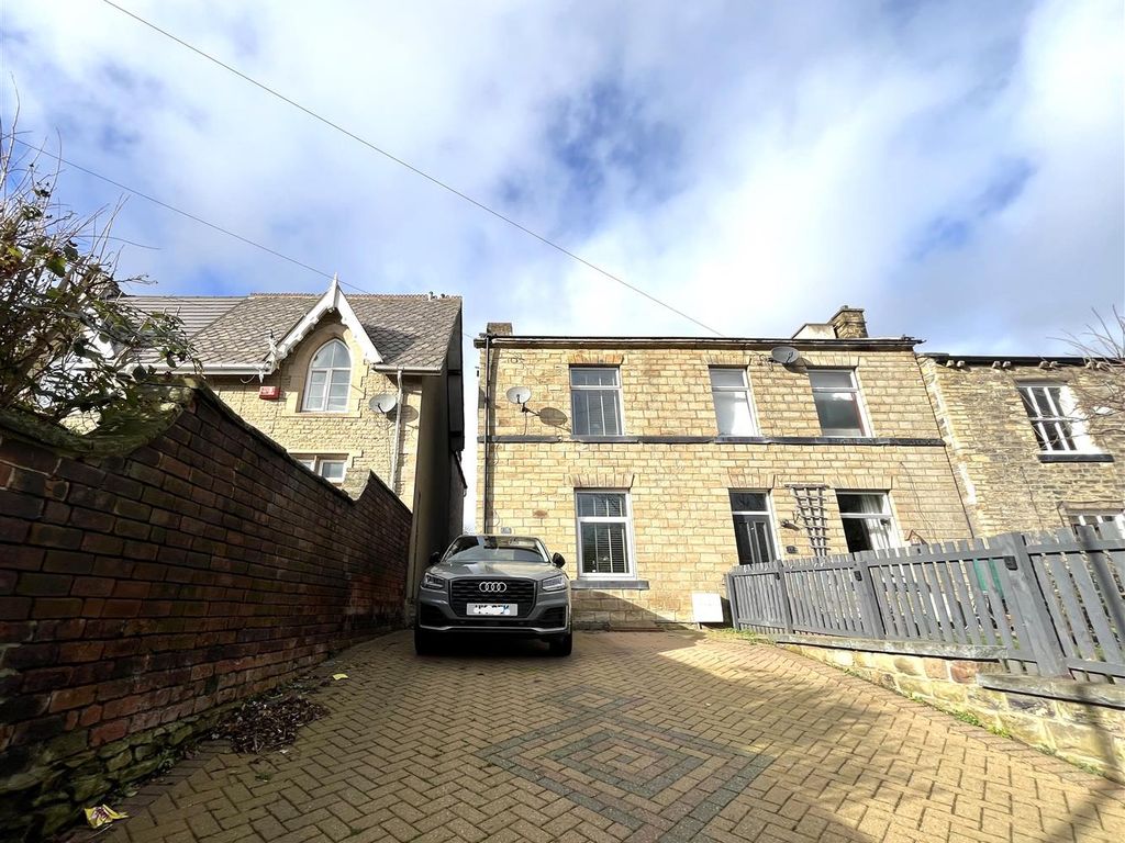 2 bed end terrace house for sale in Flash Lane, Mirfield WF14, £160,000