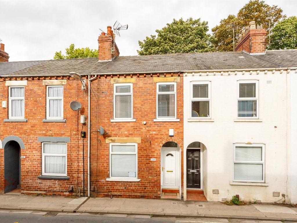 3 bed terraced house to rent in Salisbury Terrace, York YO26, £1,050 pcm