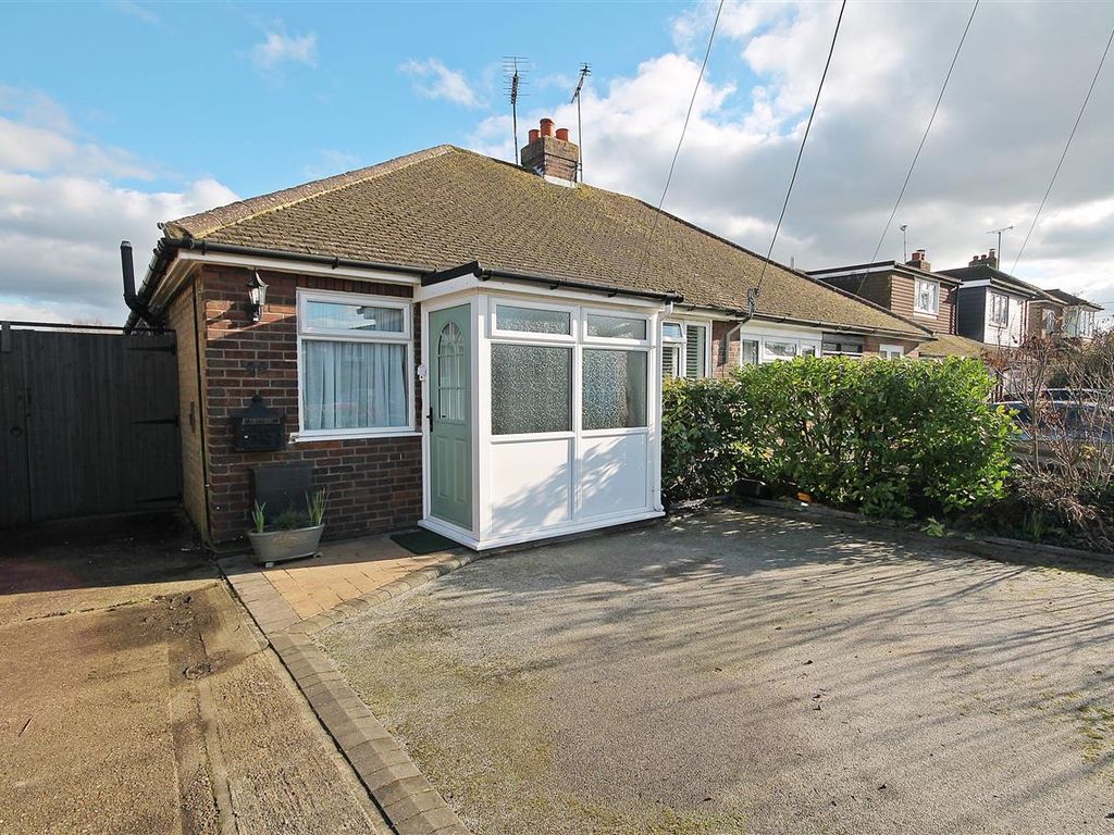 2 bed bungalow for sale in Rough Common Road, Rough Common, Canterbury CT2, £385,000