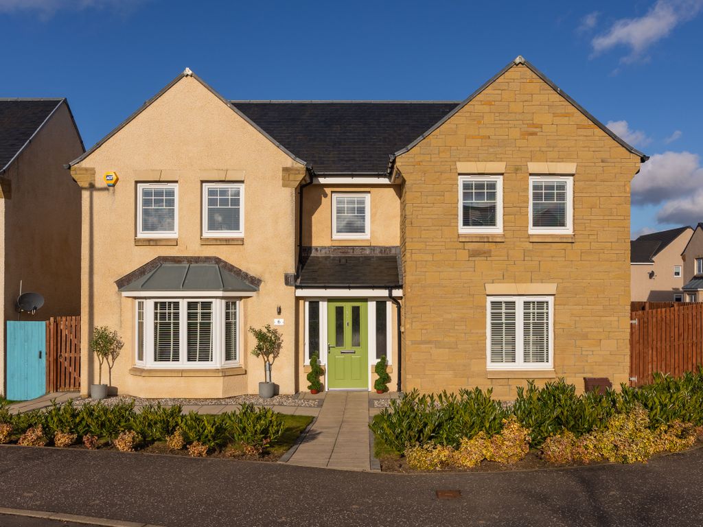 5 bed villa for sale in 6 Wester Kippielaw Green, Easthouses EH22, £399,995