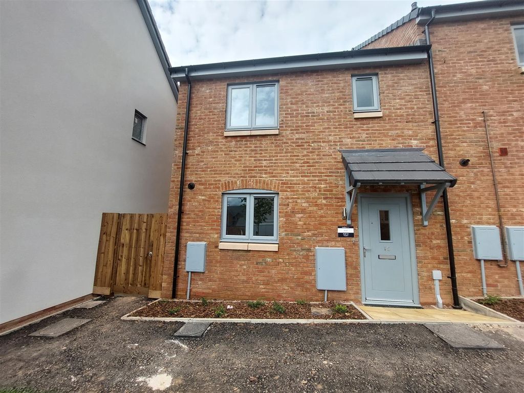 New home, 2 bed end terrace house for sale in Severn Bore Close, Newnham GL14, £104,000
