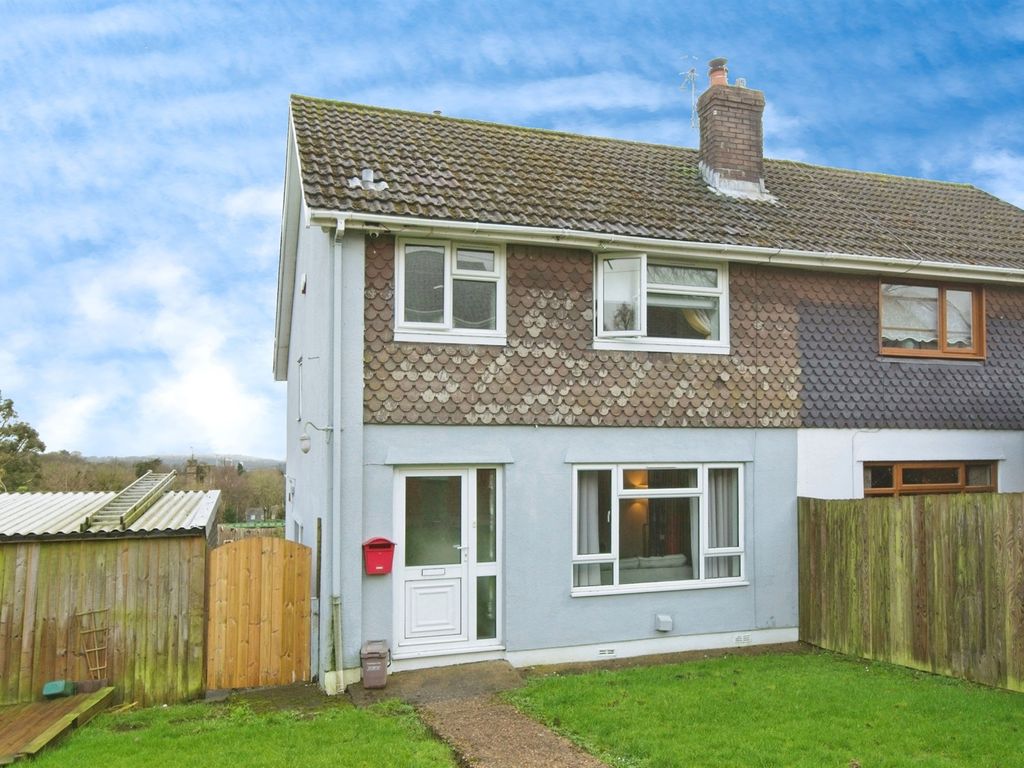 3 bed semi-detached house for sale in Orchard Farm Estate, Trevethin, Pontypool NP4, £250,000