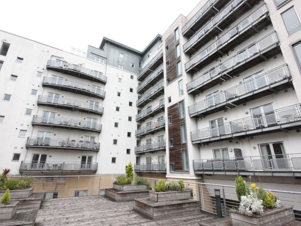 2 bed flat to rent in Flat 4/3, 81 Port Dundas Road, Glasgow G4, £1,295 pcm