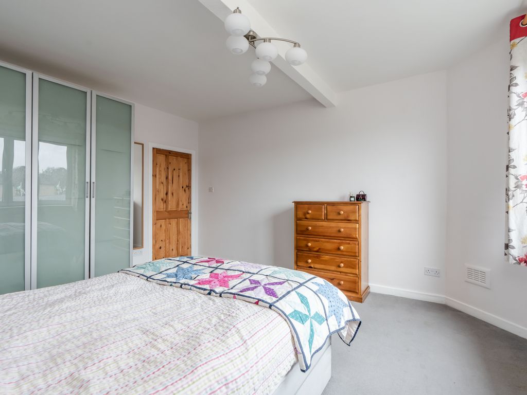 1 bed flat for sale in 37/6 Hutchison Avenue, Edinburgh EH14, £149,995
