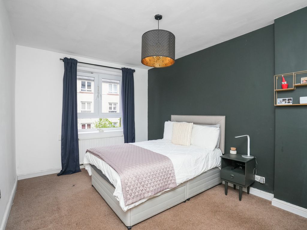 1 bed flat for sale in 5/2 Cameron House Avenue, Prestonfield, Edinburgh EH16, £140,000