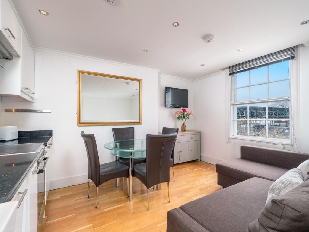 1 bed flat for sale in St. Pancras Way, London NW1, £425,000