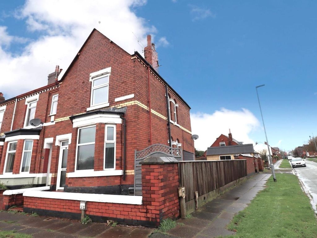 3 bed end terrace house for sale in Bulkeley Street, Crewe CW1, £103,750