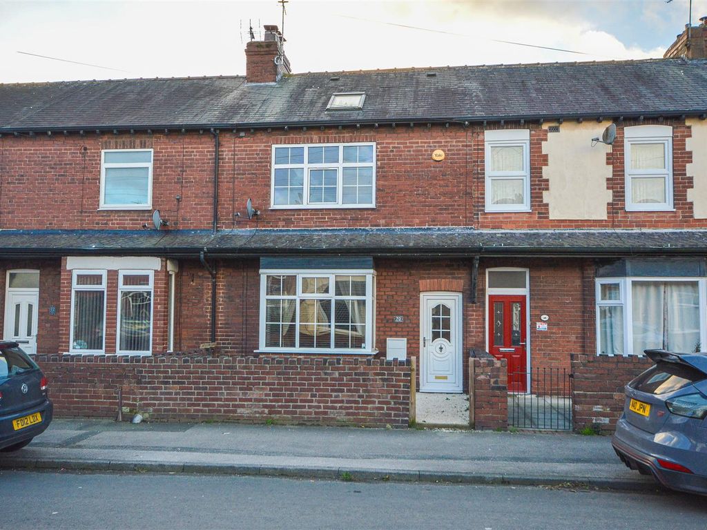3 bed terraced house for sale in Dalefield Road, Normanton WF6, £185,000