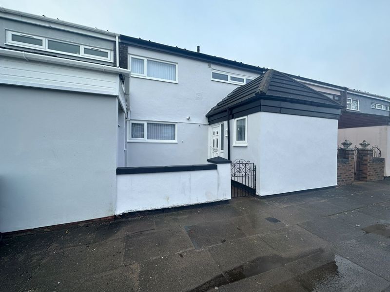 3 bed town house for sale in Whalley Court, Bootle L30, £160,000