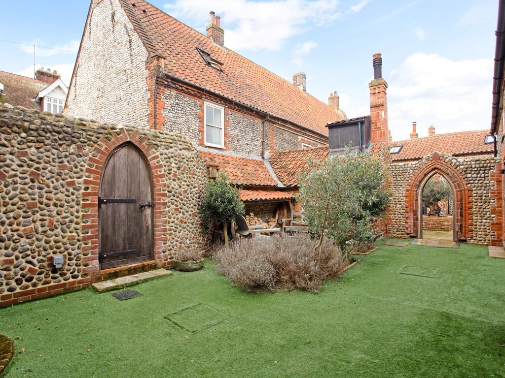 7 bed detached house for sale in High Street, Cley, Holt, Norfolk NR25, £1,975,000