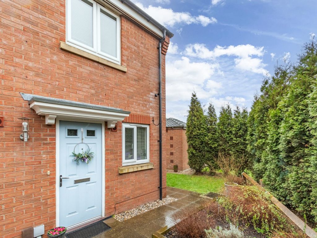 2 bed end terrace house for sale in Halt Mews, Kingswinford, West Midlands DY6, £235,000