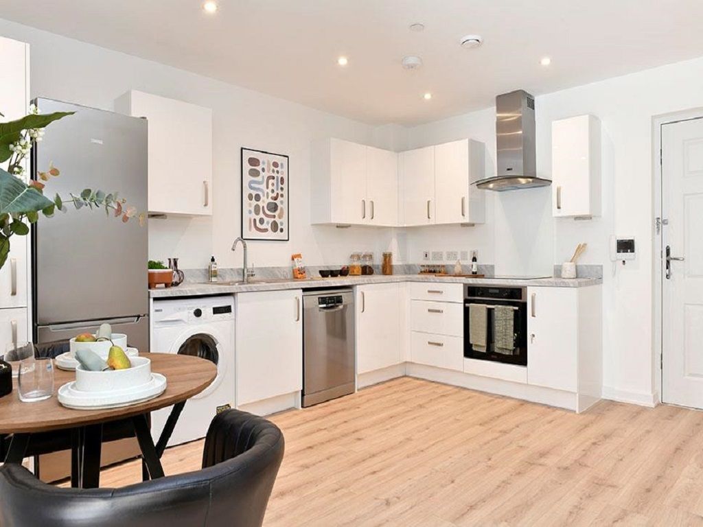 New home, 2 bed flat for sale in Fairfield Road, Croydon CR0, £100,000