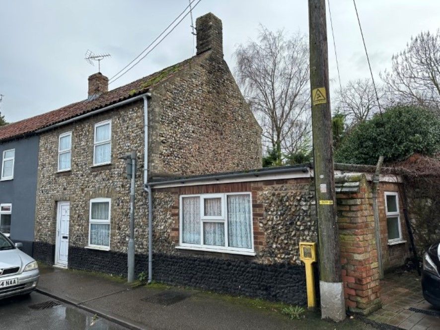 2 bed terraced house for sale in 19 High Street, Feltwell, Thetford, Norfolk IP26, £130,000
