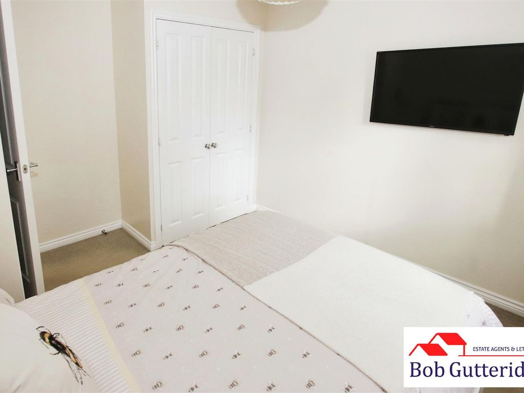 2 bed flat for sale in Bullhurst Close, Talke, Stoke-On-Trent ST7, £89,995