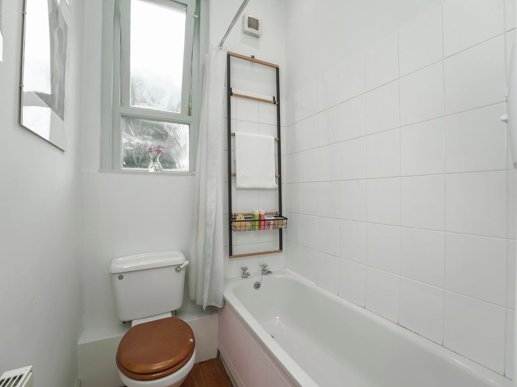 2 bed flat for sale in 270/2 Bonnington Road, Bonnington, Edinburgh EH6, £210,000