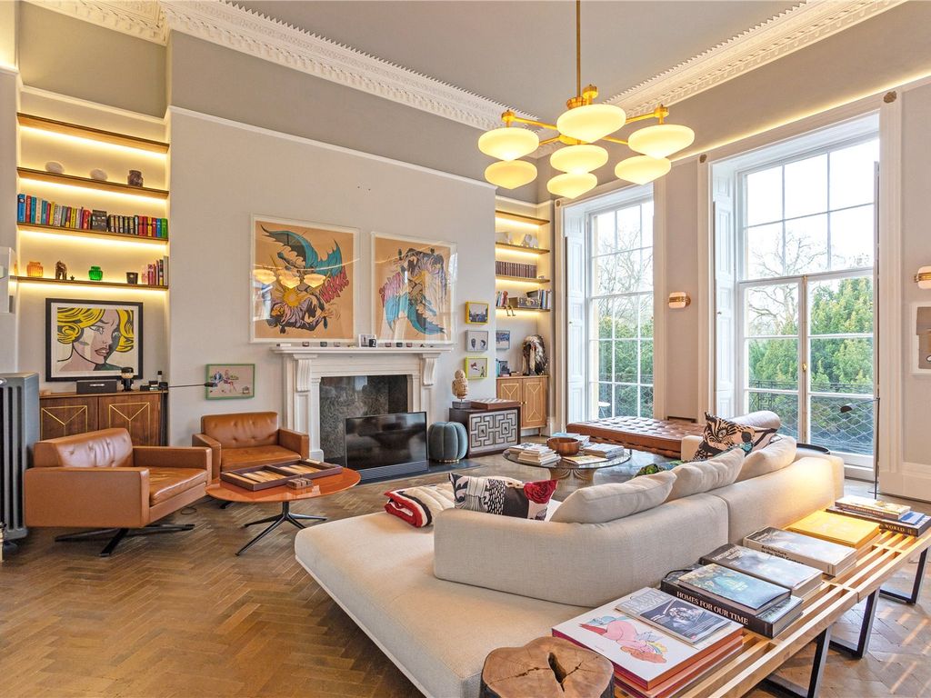 2 bed flat for sale in Sydney Place, Bath BA2, £1,150,000