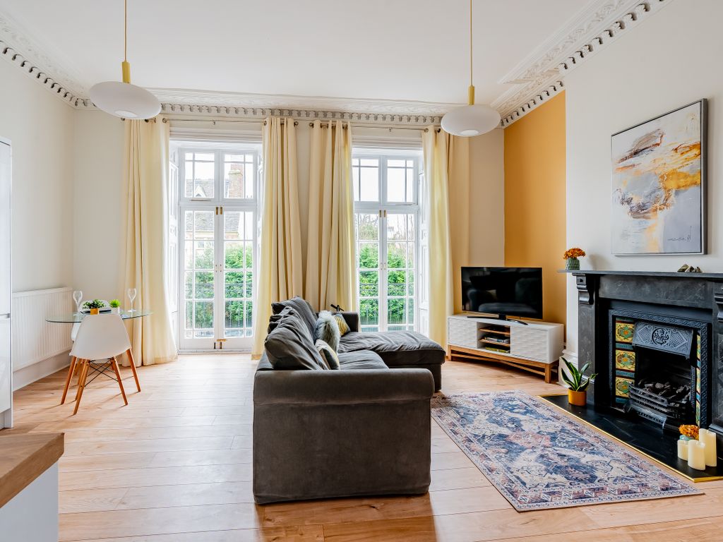 1 bed flat for sale in First Floor Flat, 2 Frederick Place, Bristol BS8, £329,950