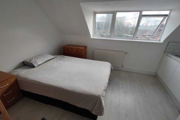 Room to rent in Barras Lane, Coventry CV1, £700 pcm