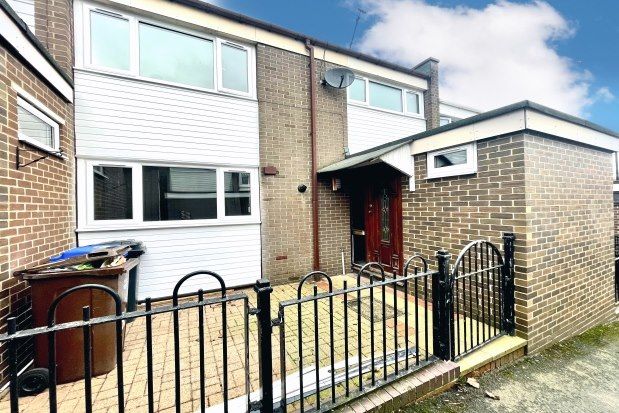 3 bed property to rent in Badger Road, Sheffield S13, £900 pcm