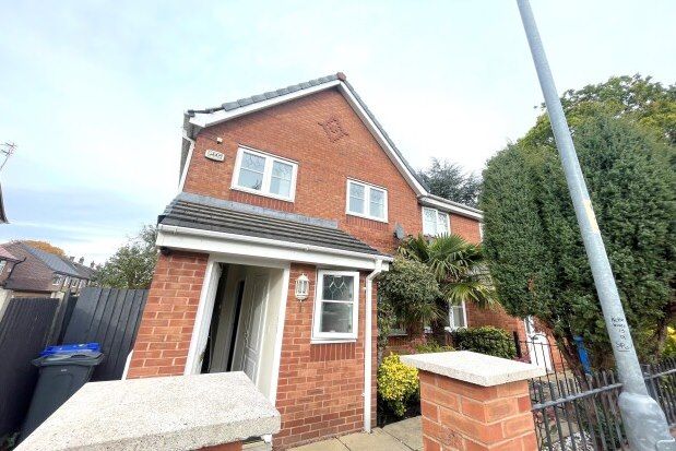 3 bed semi-detached house to rent in Livingston Avenue, Manchester M22, £1,250 pcm
