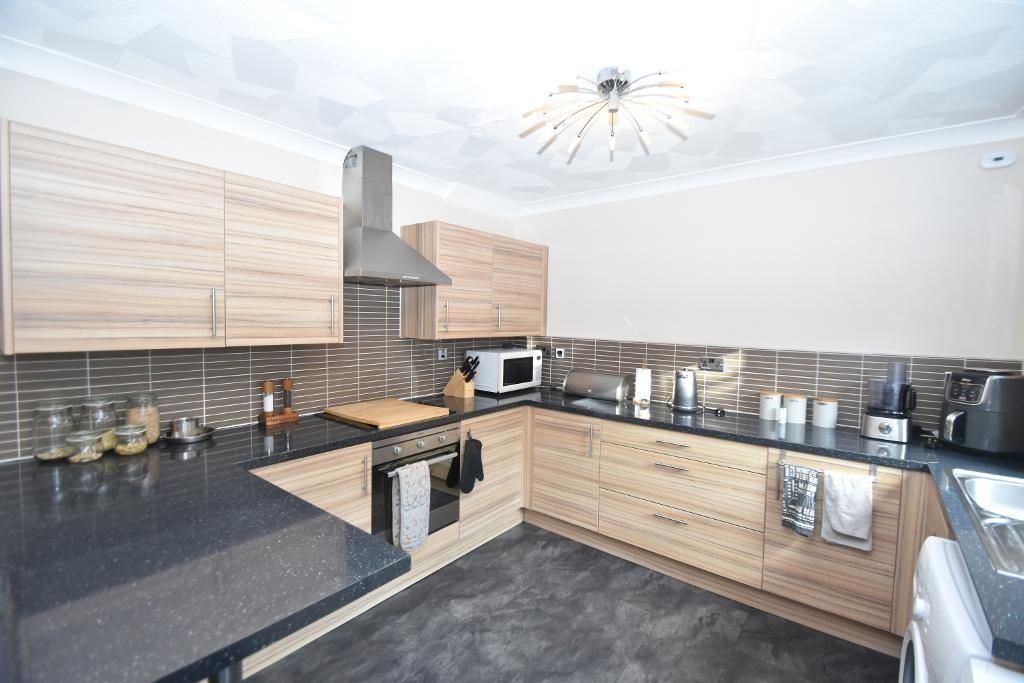 3 bed end terrace house for sale in Kirkoswald Drive, Clydebank, Glasgow G81, £155,000