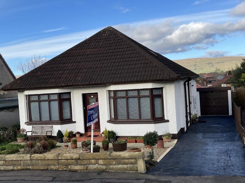 3 bed bungalow for sale in Birch Drive, Lenzie G66, £275,000