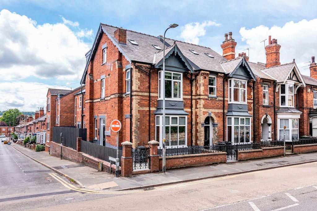 Block of flats for sale in Monks Road, Lincoln LN2, £2,000,000
