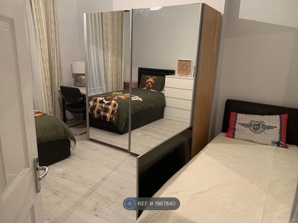 2 bed flat to rent in Dykemuir Street, Glasgow G21, £1,195 pcm