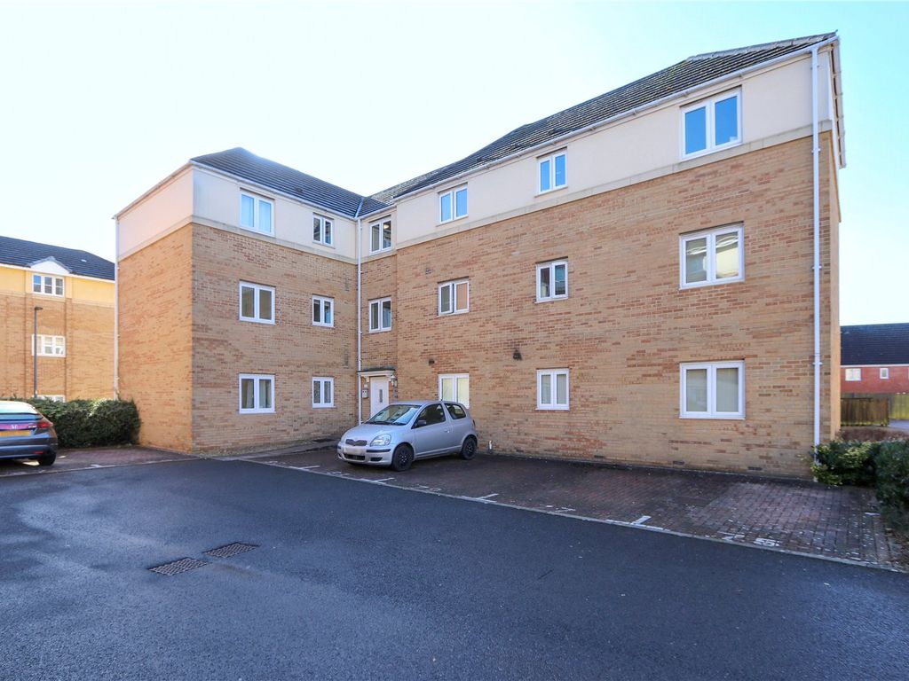 2 bed flat for sale in The Hedgerows, Bradley Stoke, Bristol, South Gloucestershire BS32, £230,000