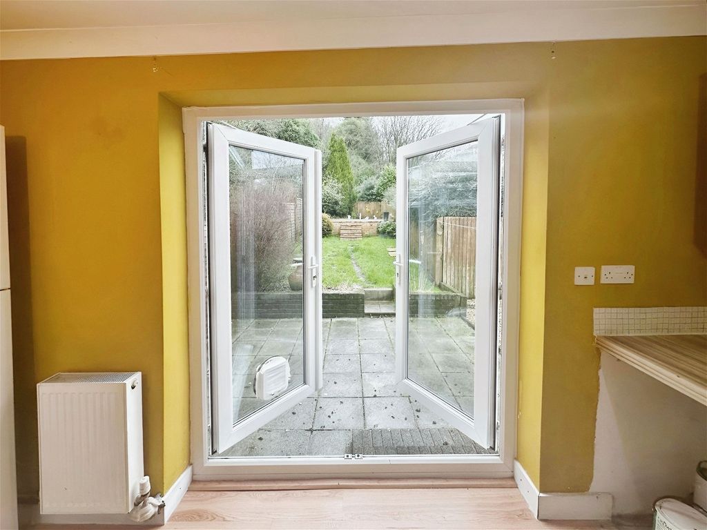 2 bed end terrace house for sale in Briar Close, Rassau, Ebbw Vale NP23, £140,000