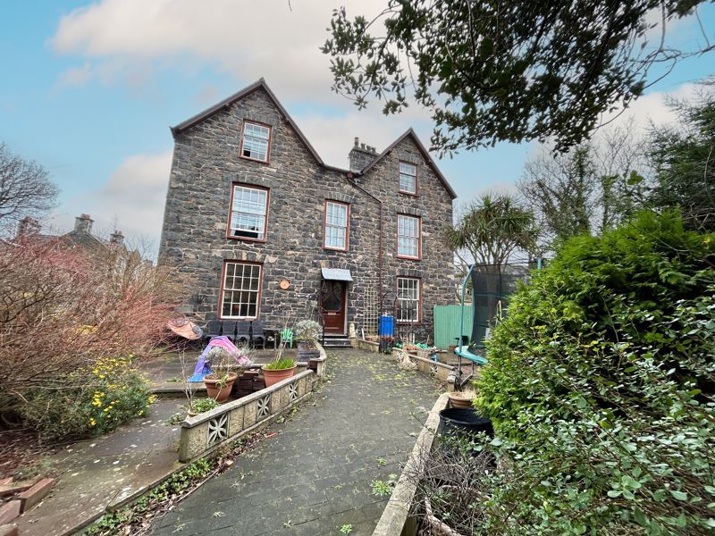 7 bed detached house for sale in Village Road, Llanfairfechan LL33, £395,000
