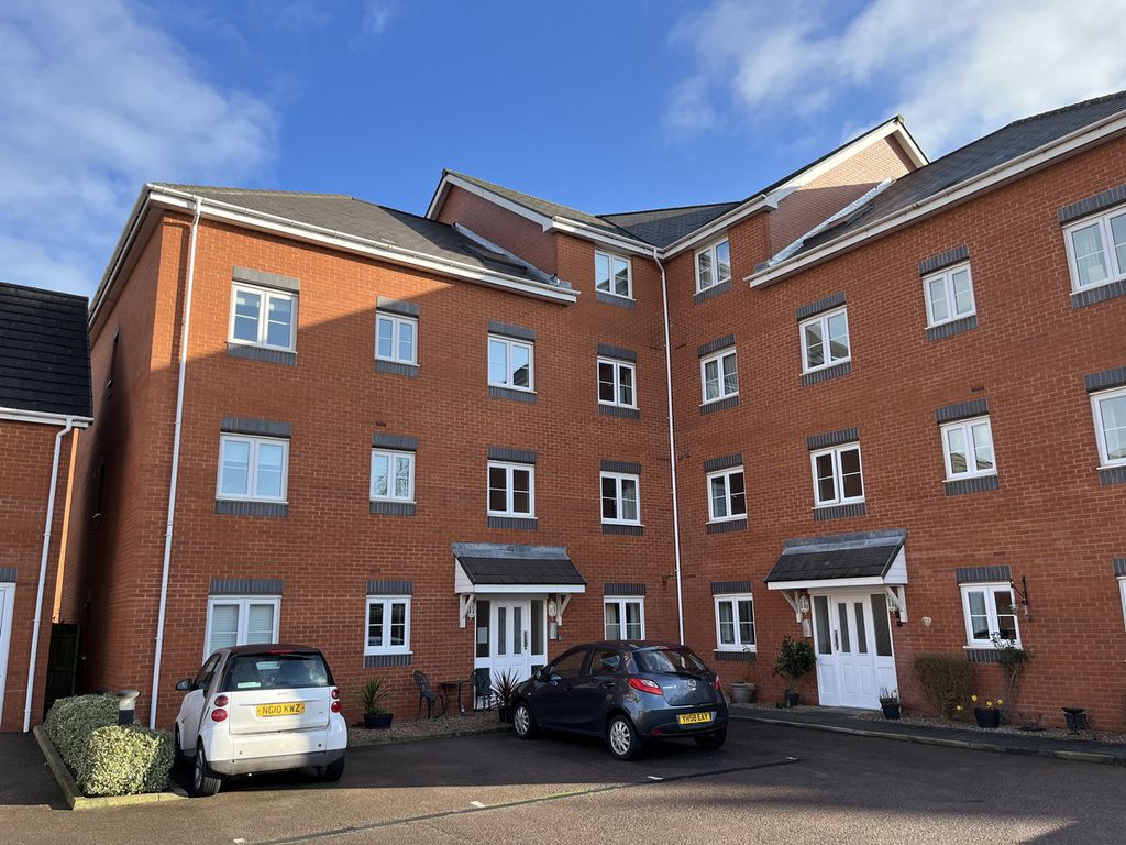 2 bed flat for sale in Cowslip Meadow, Derby DE72, £155,000