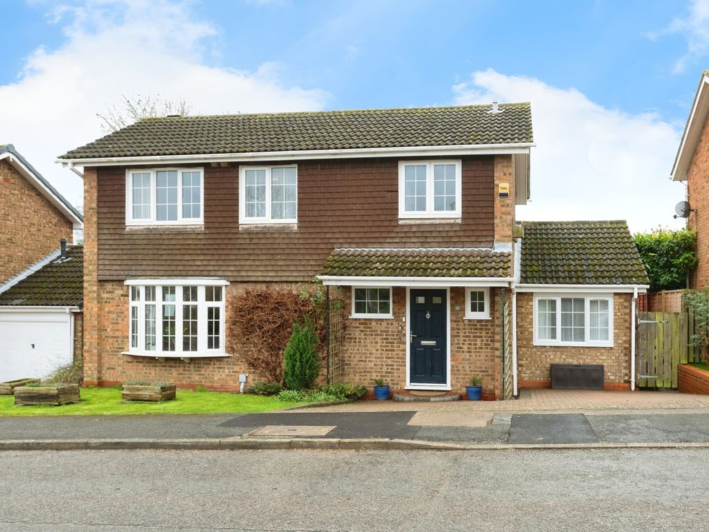 4 bed detached house for sale in Elmlea Drive, Olney MK46, £500,000