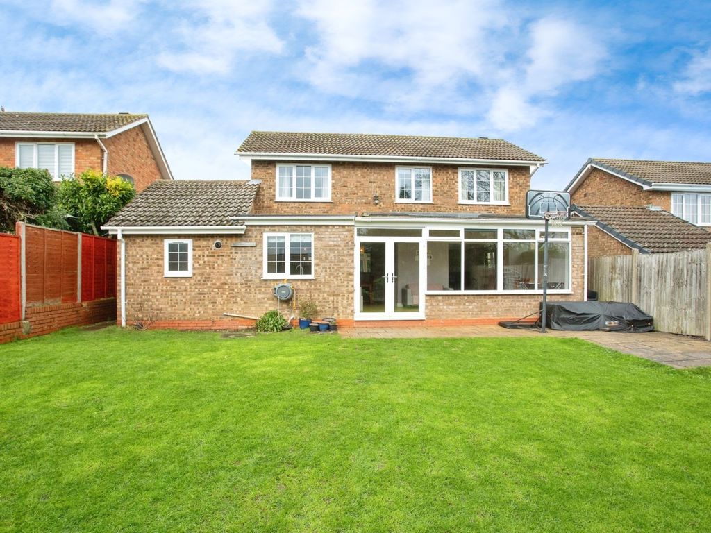 4 bed detached house for sale in Elmlea Drive, Olney MK46, £500,000